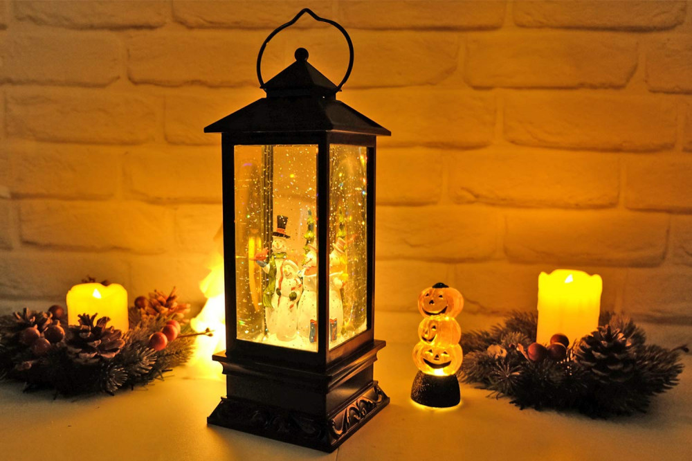 LED felakasztható karácsonyi lámpás – zenél és világít1