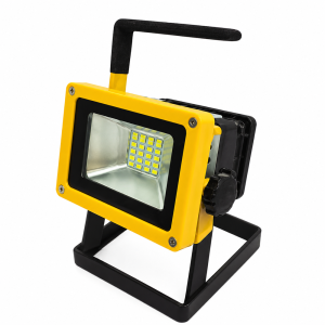 100W vízálló LED reflektor - 50.000 óra üzemidővel, tölthető akkumulátorral és 2400 lumen fényerővel CH23-31 (BBV)