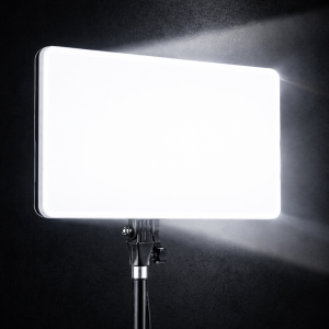 LumiStudio Pro PL-36 LED stúdiólámpa – professzionális fotó/videó világítás, távirányítóval, 3 színhőmérséklet (BBD) - Image 3