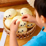 Mystery dumpling meglepetés gombóc – gyűjthető színes dumpling squishy, random színnel