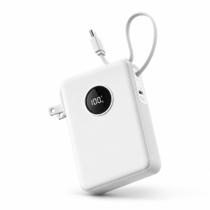 EZRA PB153 powerbank 10000mAh – mini hordozható gyorstöltő beépített kábellel és digitális kijelzővel (BBD) - 5. kép